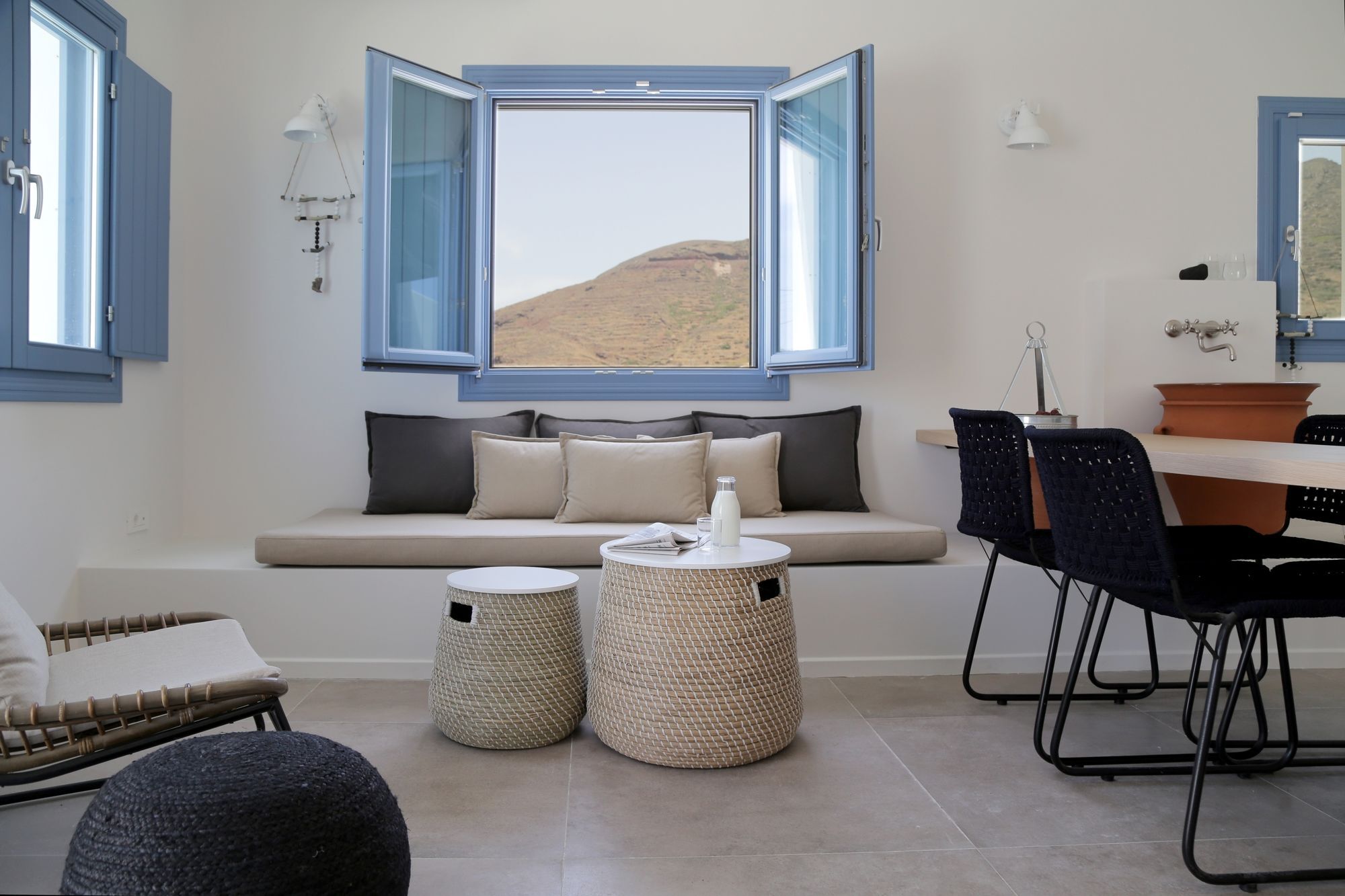 Vino Santorini *