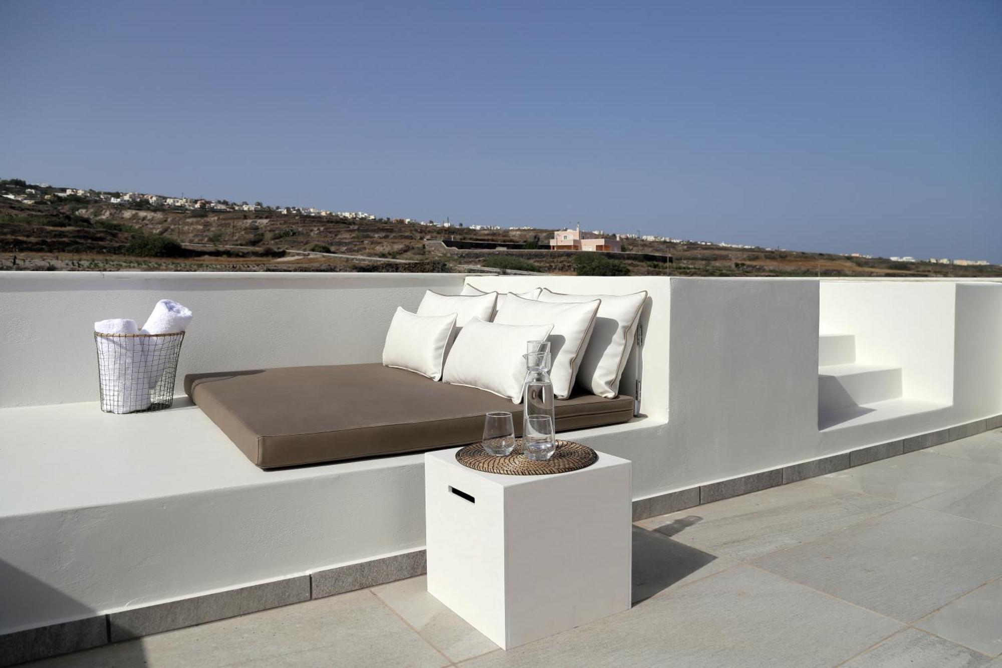 Villa Vino Santorini