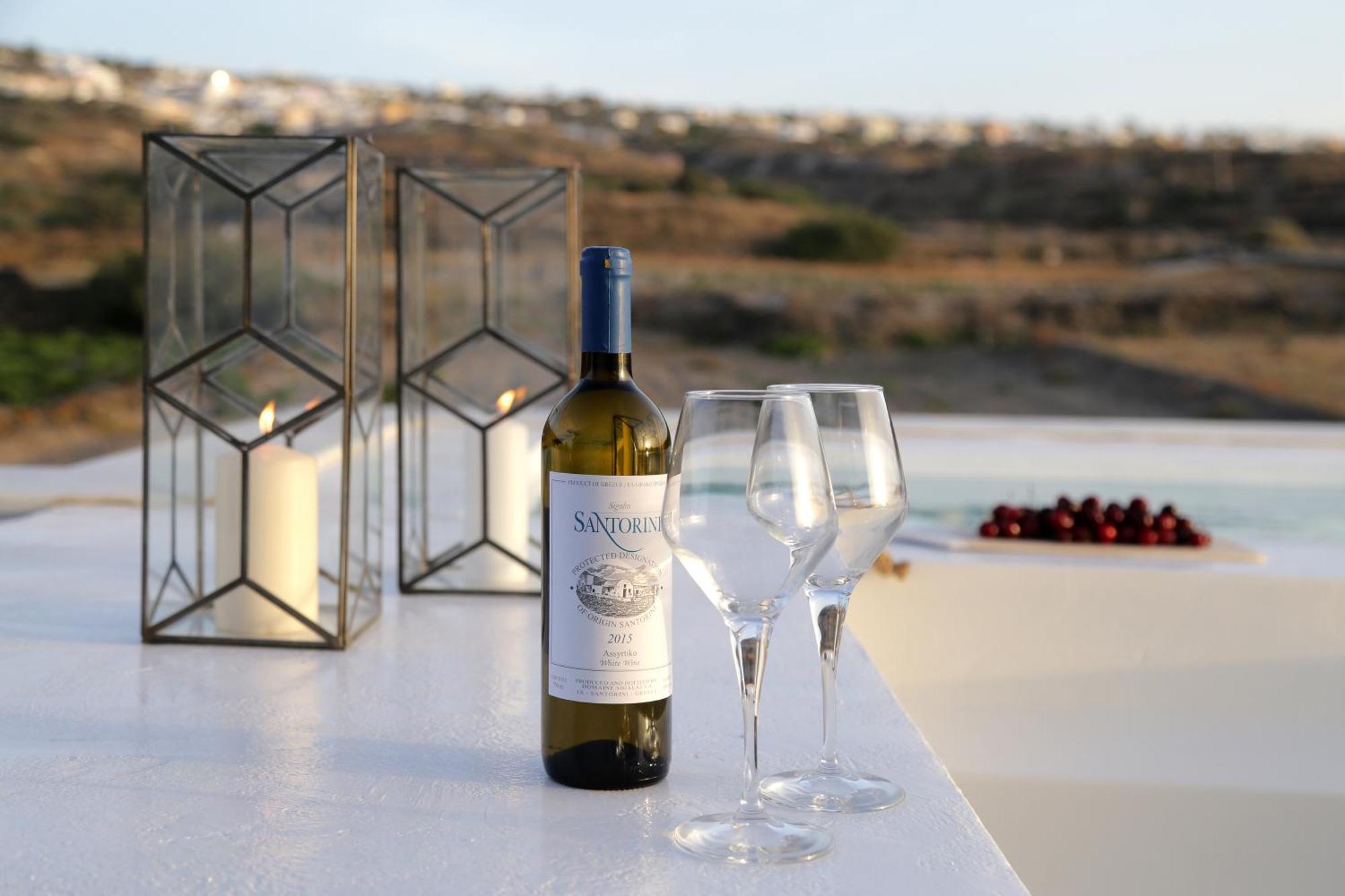 Vino Santorini *